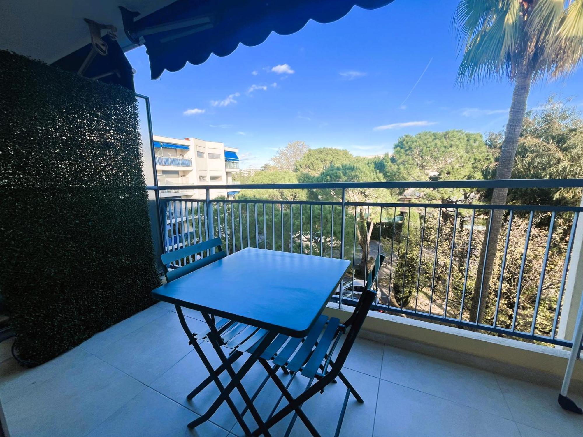 Casa Jona Apartment Кан сюр Мер Екстериор снимка